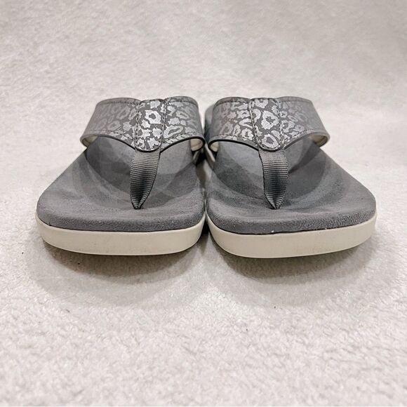 Spenco Orthotic Thong Sandals in Grey Shimmer Cheetah Print 9.5 - Picture 7 of 15